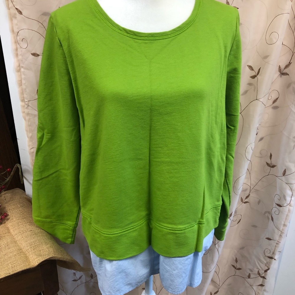 NWOT layer look top